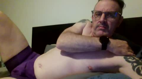 Snapshot of hempie1973 chatting on June 27, 1:50 pm hempie1973 online show from June 27, 1:50 pm