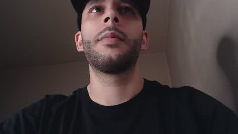HenryAxe online show from July 10, 11:40 pm