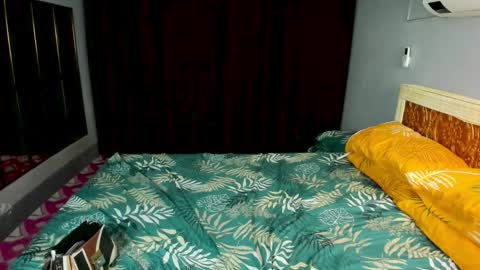 sakura migasaki JOIN MY FANSCLUB AND RECIEVE UNLI VID AND PICS online show from October 4, 3:04 am