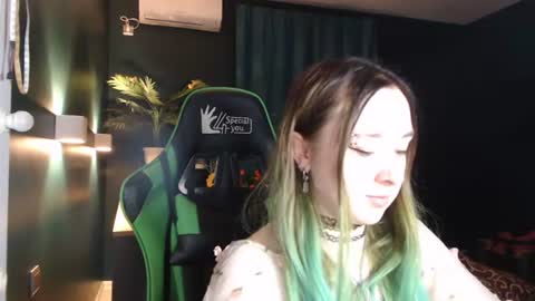 Snapshot of hentaishiing chatting on June 16, 5:59 pm Hentaishiing online show from June 16, 5:59 pm