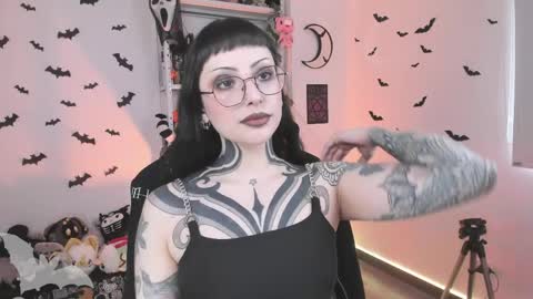  Marie  online show from April 8, 5:13 pm