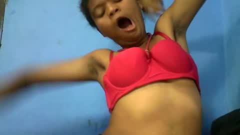 herisse01 online show from April 18, 3:10 am