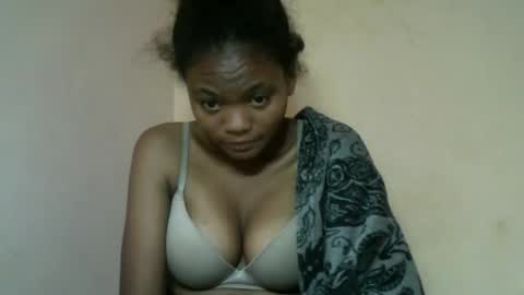 herisse01 online show from May 15, 11:12 pm