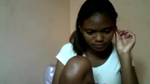 herisse01 online show from June 7, 7:56 am