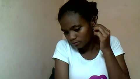 herisse01 online show from June 19, 7:17 pm