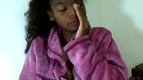 herisse01 online show from July 14, 5:12 am