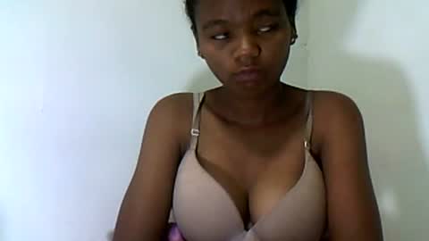 herisse01 online show from July 19, 8:29 am