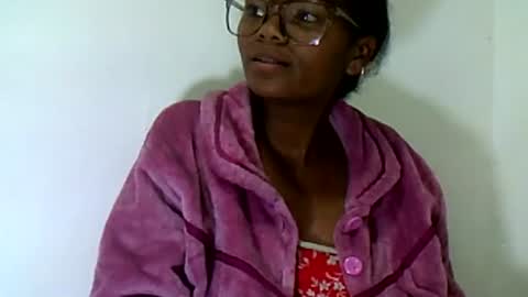 herisse01 online show from July 20, 9:01 am