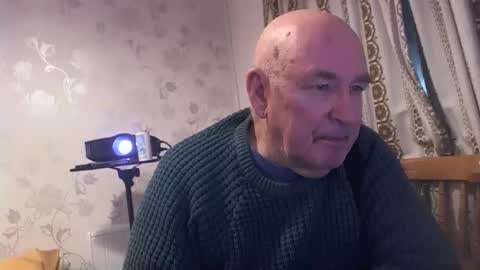 mature online show from November 24, 9:25 pm