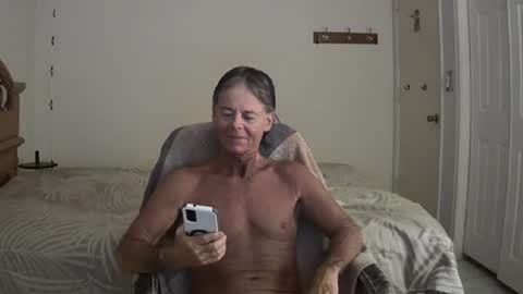 hewes1 online show from July 31, 10:36 am