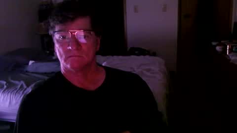 Snapshot of hg99too chatting on October 24, 2:46 pm hg99too online show from October 24, 2:46 pm