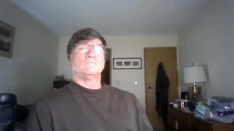 Snapshot of hg99too chatting on October 31, 2:29 pm hg99too online show from October 31, 2:29 pm