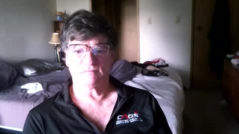 Snapshot of hg99too chatting on November 2, 3:25 pm hg99too online show from November 2, 3:25 pm