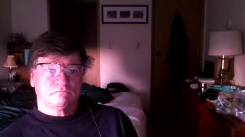 Snapshot of hg99too chatting on November 9, 3:32 pm hg99too online show from November 9, 3:32 pm