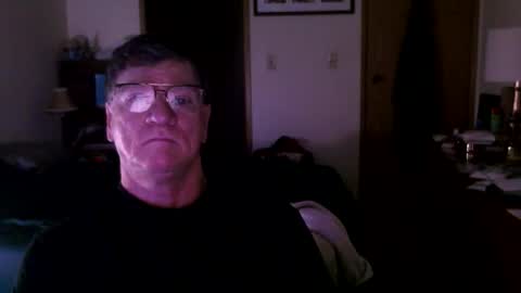 Snapshot of hg99too chatting on November 29, 3:48 pm hg99too online show from November 29, 3:48 pm