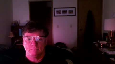 Snapshot of hg99too chatting on November 30, 3:27 pm hg99too online show from November 30, 3:27 pm