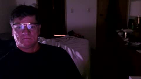 Snapshot of hg99too chatting on December 5, 3:52 pm hg99too online show from December 5, 3:52 pm