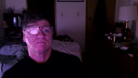 Snapshot of hg99too chatting on December 20, 4:03 pm hg99too online show from December 20, 4:03 pm