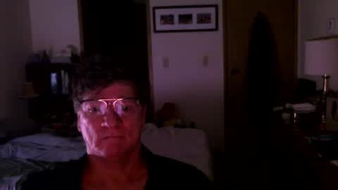 Snapshot of hg99too chatting on January 16, 3:38 pm hg99too online show from January 16, 3:38 pm