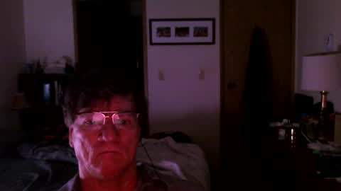 Snapshot of hg99too chatting on February 2, 3:22 pm hg99too online show from February 2, 3:22 pm