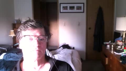 Snapshot of hg99too chatting on February 11, 4:01 pm hg99too online show from February 11, 4:01 pm