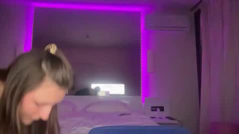 Snapshot of hiddenblossom chatting on February 2, 4:27 pm S online show from February 2, 4:27 pm