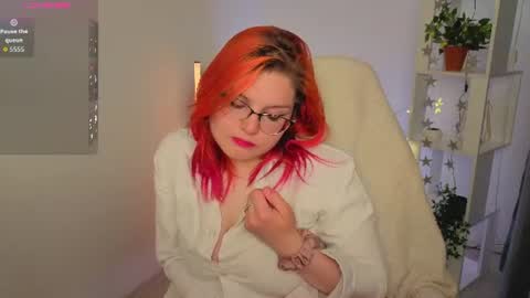 hiddencharmm online show from June 17, 10:21 pm