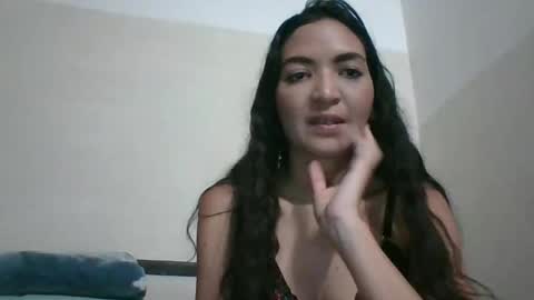 Snapshot of hiddencrazy69 chatting on February 28, 7:59 pm Clau y Ricky online show from February 28, 7:59 pm