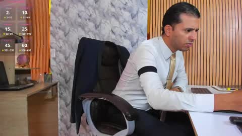 George online show from April 15, 1:40 pm