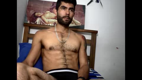 Snapshot of hideonbush051 chatting on March 9, 3:16 pm hideonbush online show from March 9, 3:16 pm