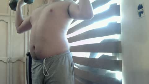 Himbo fox online show from June 11, 9:02 pm
