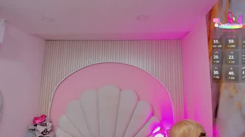 hinata_dolly online show from April 15, 11:06 am