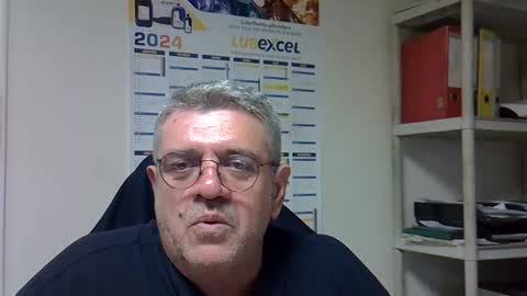 hippo online show from December 5, 4:55 pm