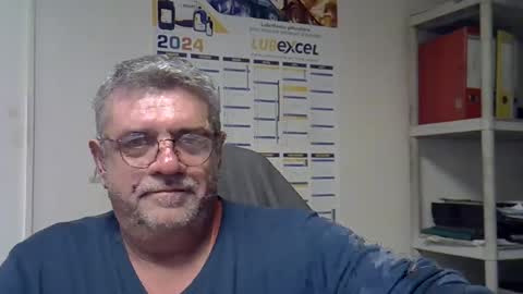 hippo online show from December 24, 1:50 pm