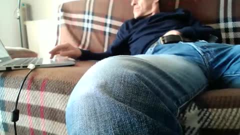 hippopus online show from March 17, 8:39 am