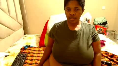 hips2sexy online show from August 6, 3:19 am