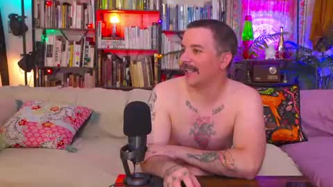 HipsterTrash Clark one half of Task Manager online show from July 3, 6:42 am