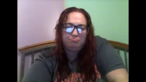 Snapshot of hisandhers428 chatting on April 18, 9:37 pm Hisandhers428 online show from April 18, 9:37 pm