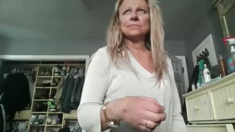 hisbadhabit40 online show from February 10, 5:39 pm