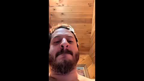 Snapshot of hockeyplayer206850 chatting on February 1, 3:32 pm Hockey Player online show from February 1, 3:32 pm