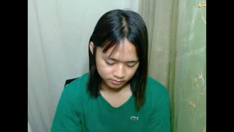 Snapshot of hoelyhanabi chatting on July 2, 4:02 pm KIESH online show from July 2, 4:02 pm