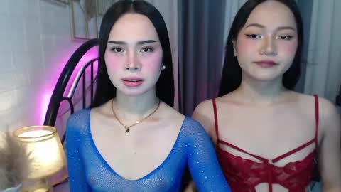Snapshot of hoelymolly chatting on May 24, 5:51 pm hoelymolly online show from May 24, 5:51 pm