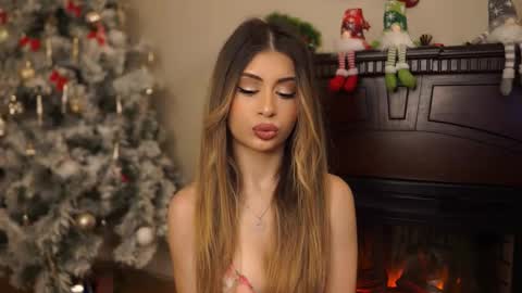 Moni Monica online show from January 11, 8:08 am