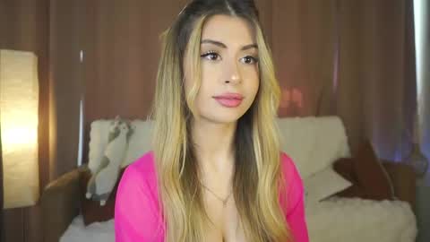 Moni Monica online show from June 7, 8:07 am