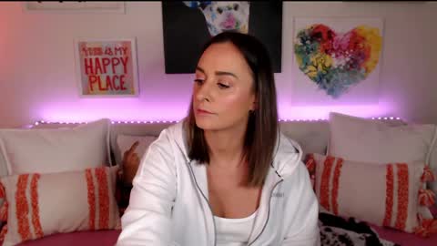 Holi Hurricane online show from April 2, 4:21 am