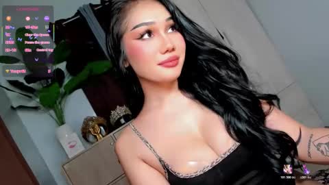 Snapshot of holly_preciousxx chatting on May 11, 6:27 pm Hi Im Precious online show from May 11, 6:27 pm