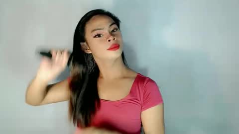 Snapshot of holly_sugar20 chatting on April 12, 6:29 am Mika Duhay Velat online show from April 12, 6:29 am