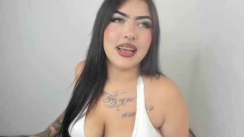 Holly online show from May 23, 7:07 pm