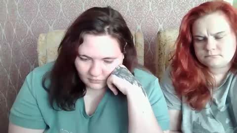 Snapshot of hollyxeva chatting on April 7, 1:22 pm HollyXEva online show from April 7, 1:22 pm