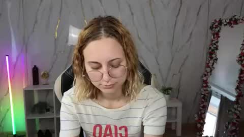 Polly online show from July 31, 2:22 am